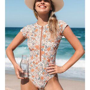 CUPSCHE Floral Front Zip Short Sleeve Swimsuit Size XL NEW NWT